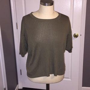 Theory green thin crop top sweater shirt